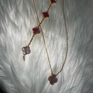 Design** pink mother of pearl necklace and bracelet set.